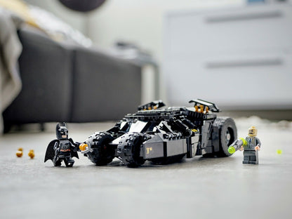 LEGO THE DARK KNIGHT TRILOGY DC Batman Batmobil Tumbler Scarecrow Showdown 76239