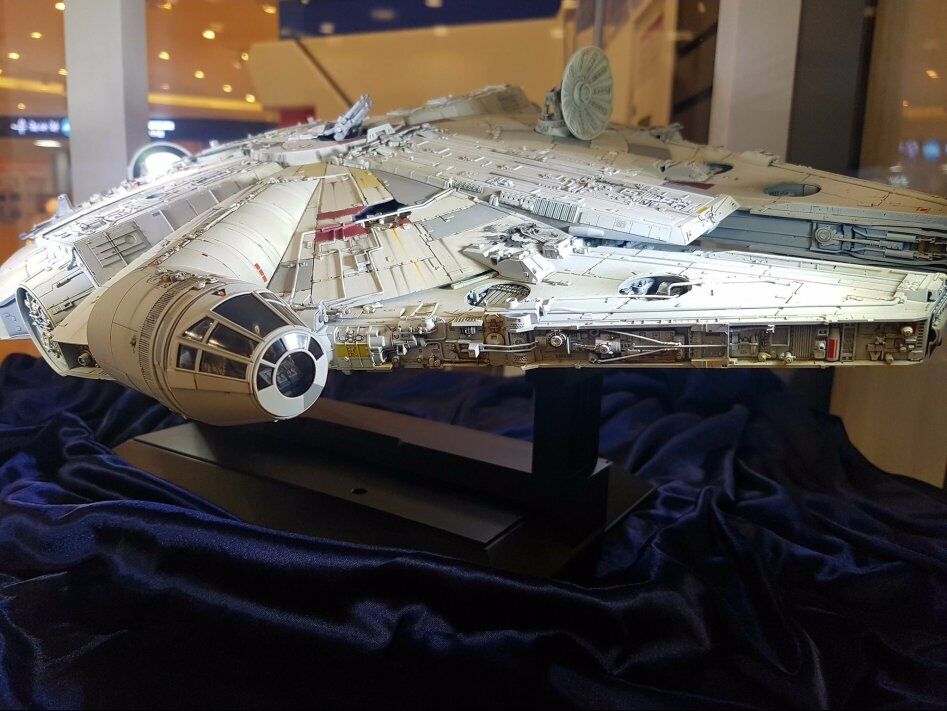 PG BANDAI 1/72 Star Wars Millennium Falcon Standard Ver. Authentic Fast ship
