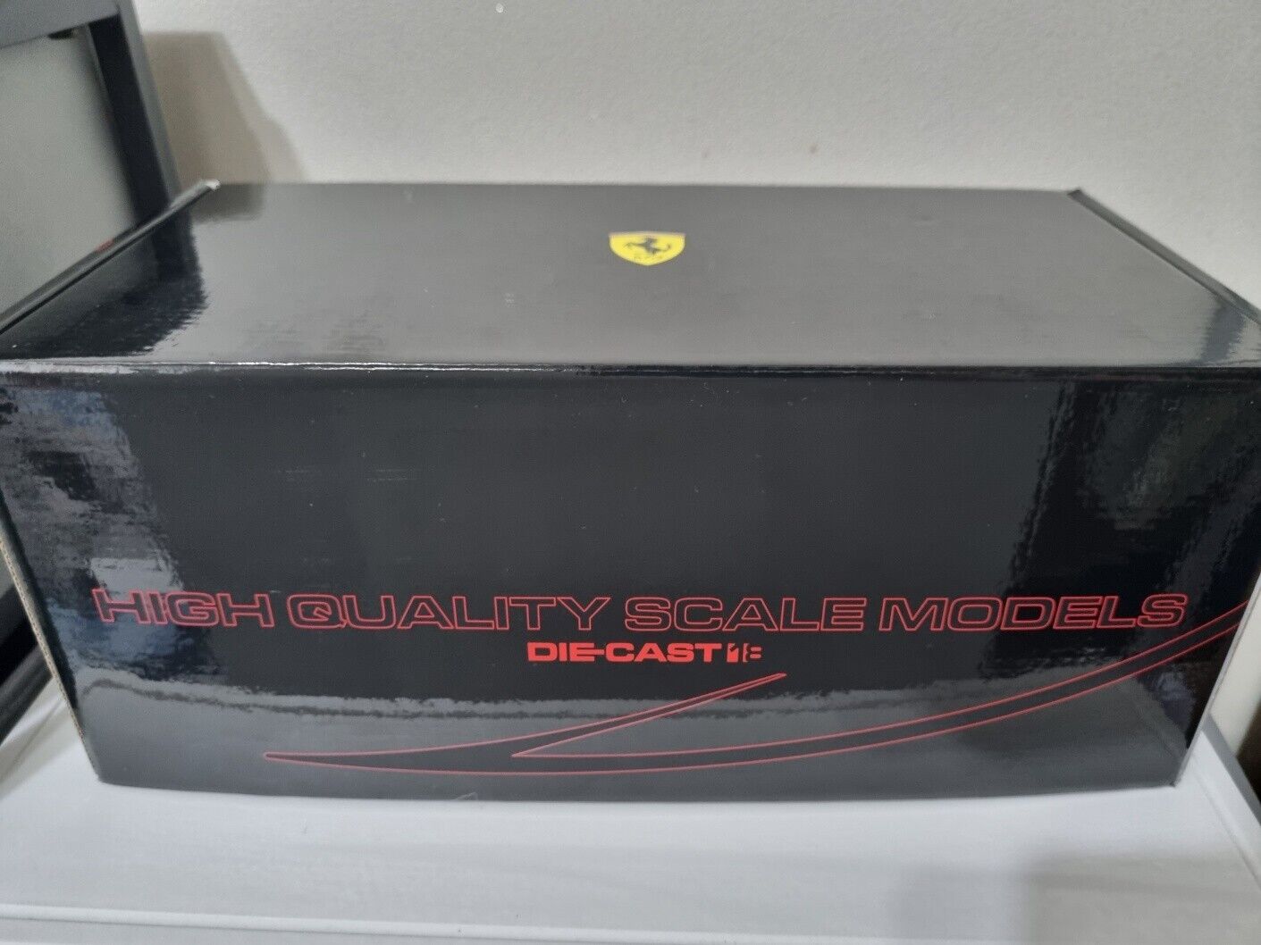 BBR  1:18 Ferrari F12 Tdf Avus White/Gold Wheel Full Opening Limited 30 Pcs