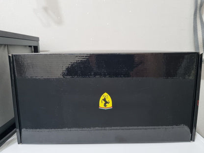 BBR  1:18 Ferrari F12 Tdf Avus White/Gold Wheel Full Opening Limited 30 Pcs