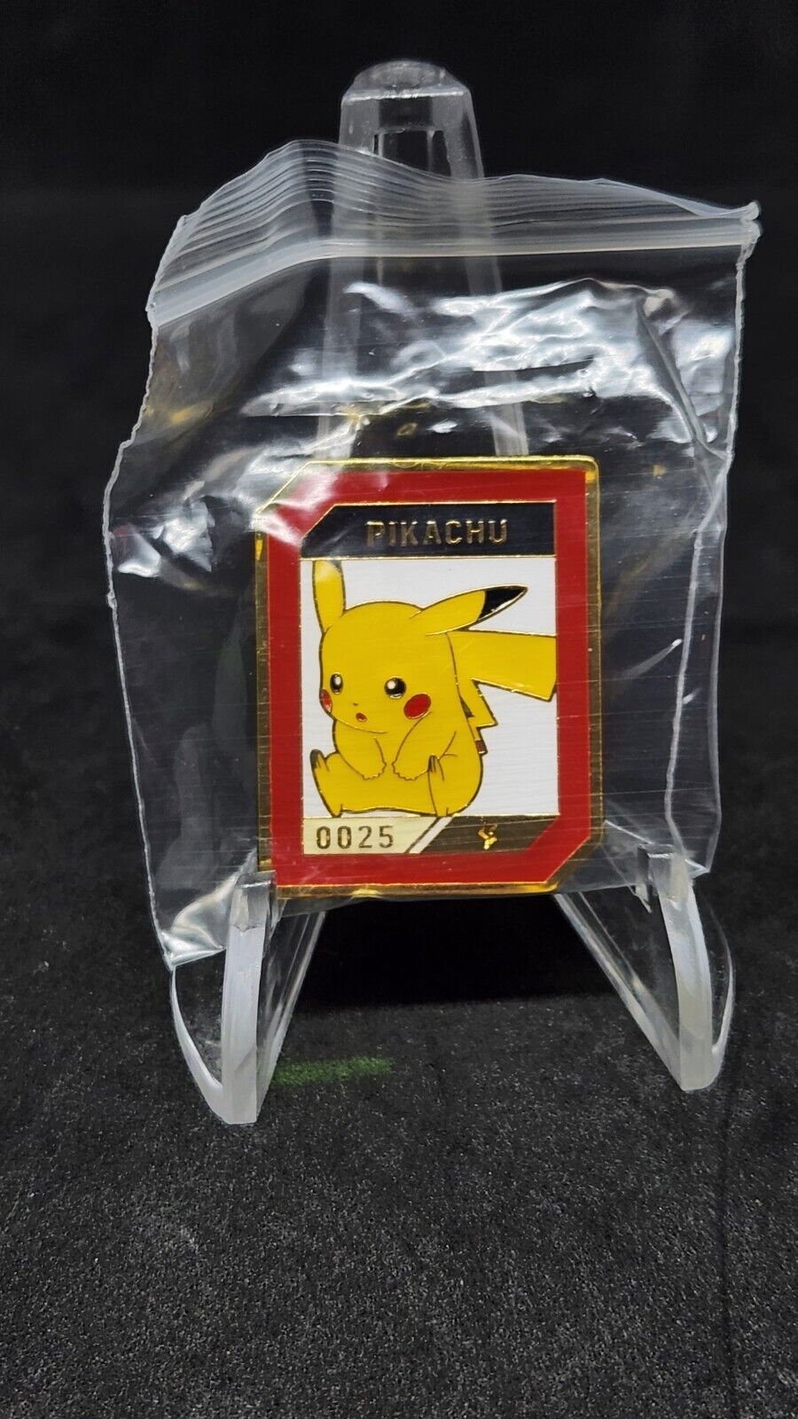 Pokemon Metal Lapel Pin Badge Pokemon Korea  Exclusive Pikachu Eevee Charizard